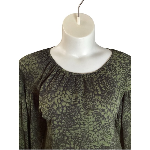 Ava & Viv Green Textured Blouse, Stretch, Plus Size 2X - Picture 3 of 6